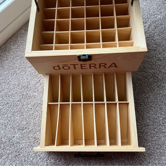 DoTerra Wooden Storage Box Holds 39 Oils and 14 Roller Case for Oil - Picture 13 of 14